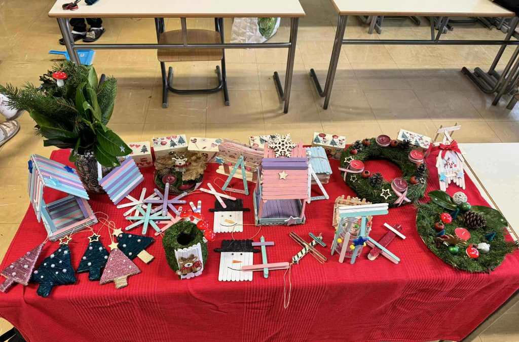 Tehniški dan za učence NIS: Izdelava izdelkov za Miklavžev sejem